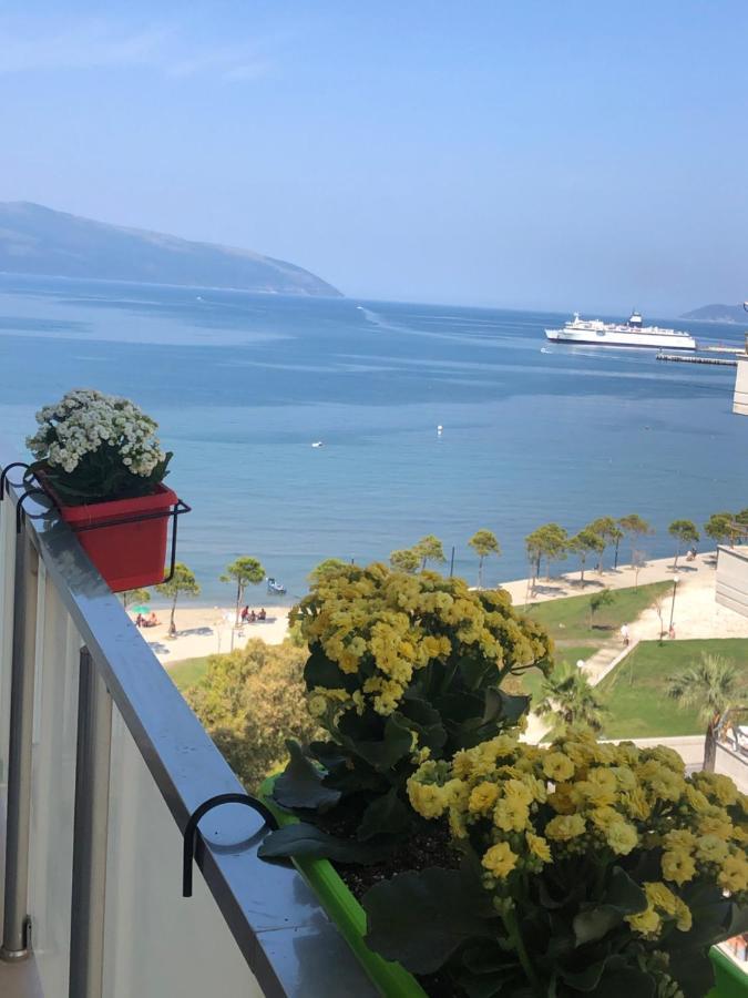 Ferienwohnung Luxury Seaview Vlora Flat Free Parking Exterior foto